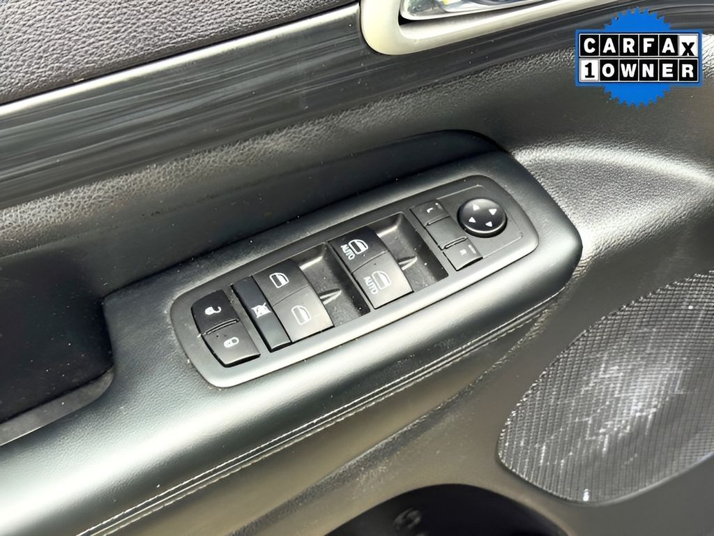 Used Car 2020 Jeep Grand Cherokee  Laredo E For Sale Under $20,000 In Austin, Texas