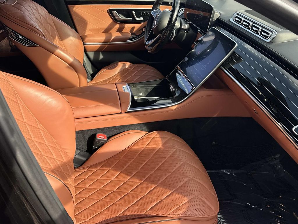 Thumbnail: 2022 Mercedes-Benz S-Class - 21