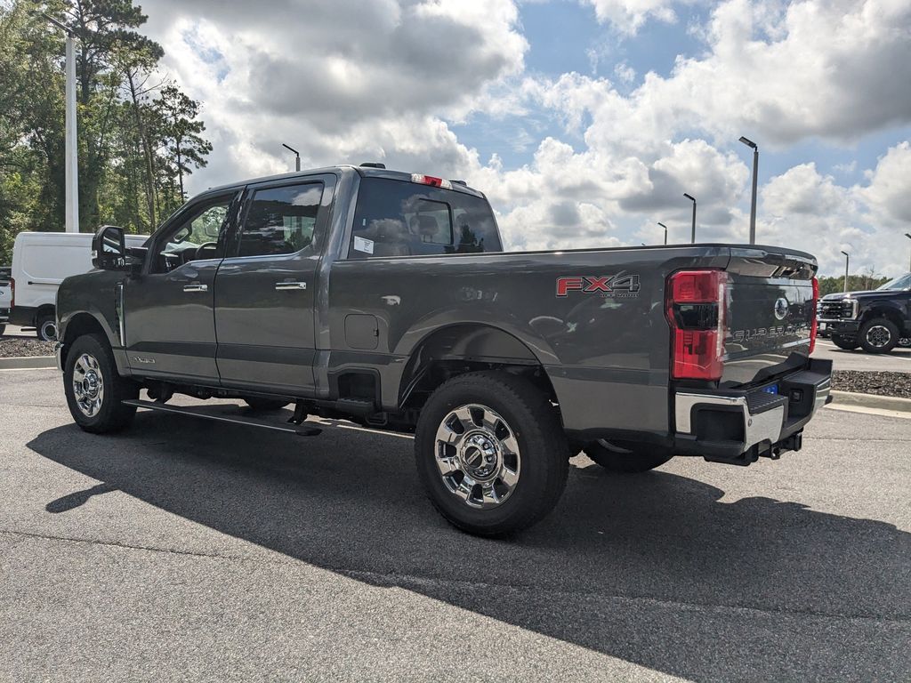 2025 Ford F-250 Super Duty Lariat