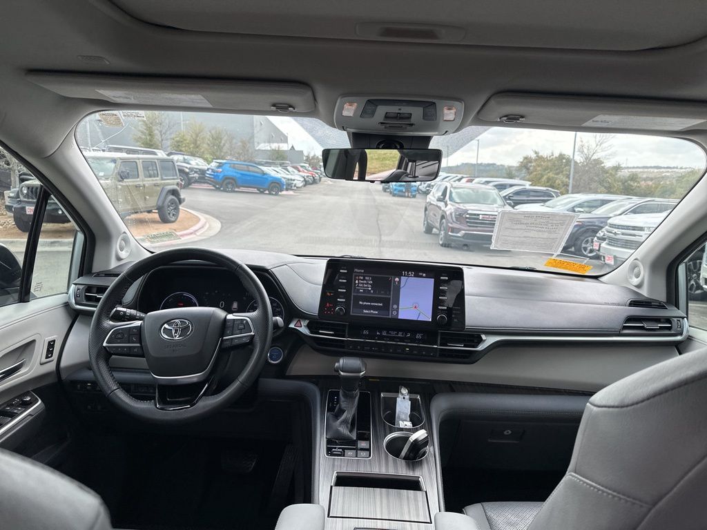 Used Car 2021 Toyota Sienna  For Sale Under $35,000 In Austin, Texas