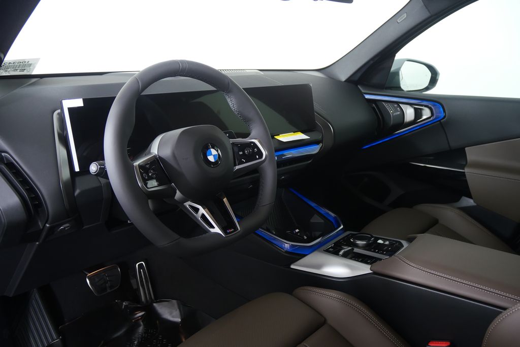 Thumbnail: 2026 BMW X3 - 11