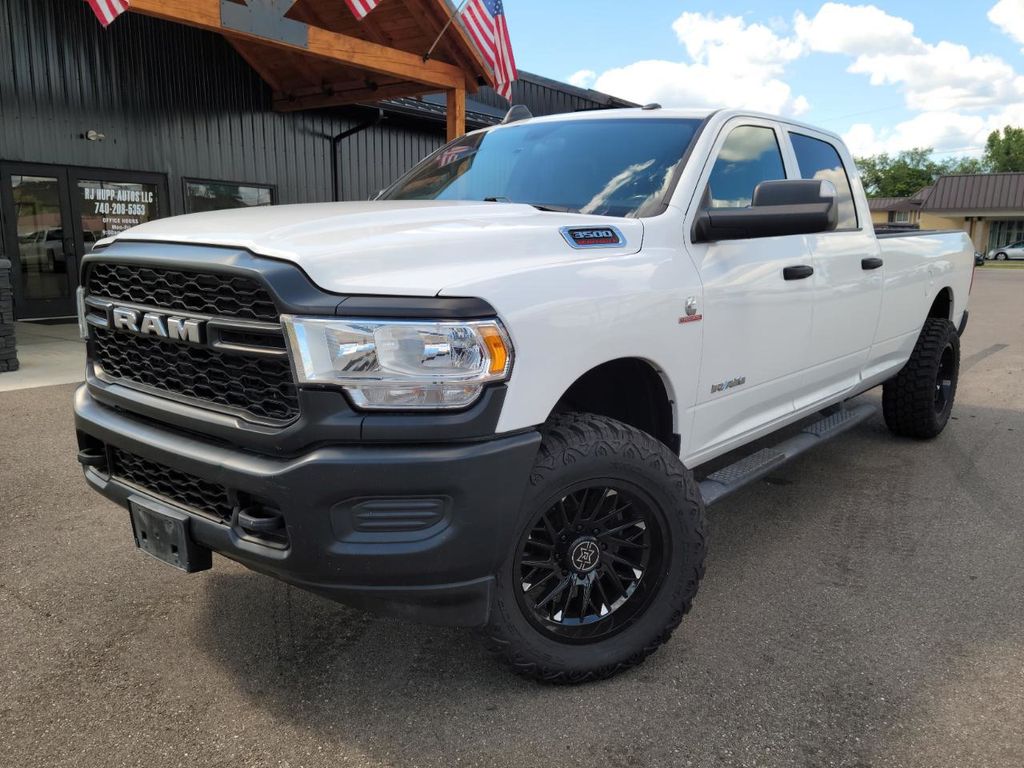 2022 RAM 3500 Tradesman Crew Cab LB 4WD