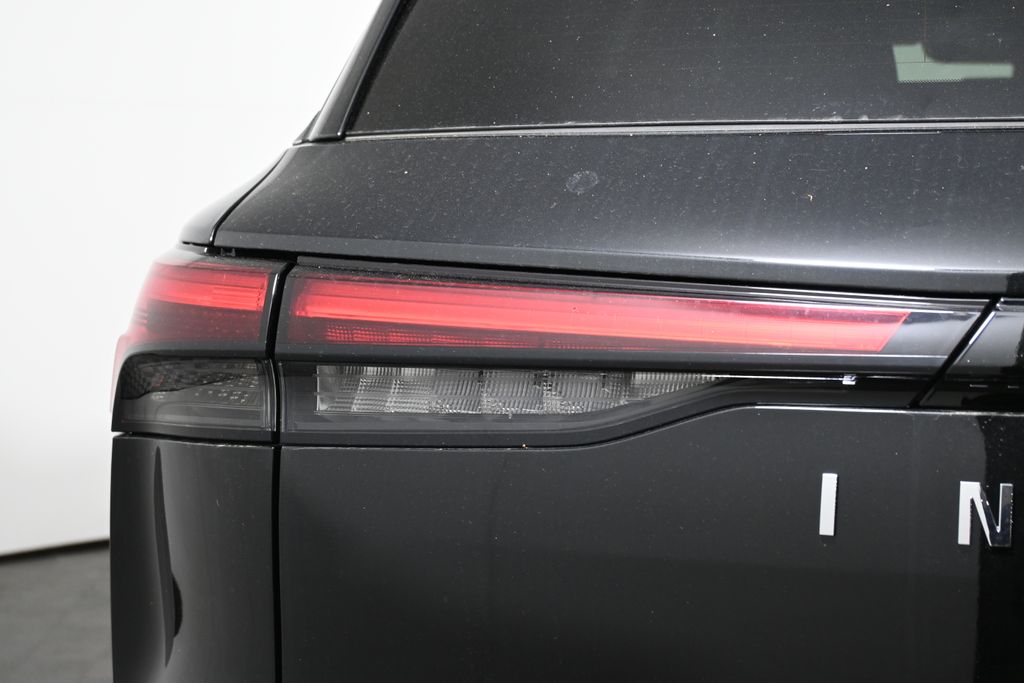 2025 INFINITI QX60 Luxe 12