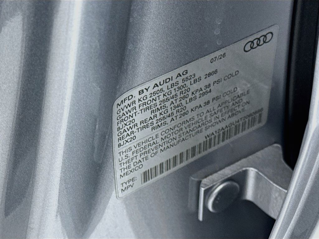 Thumbnail: 2026 Audi Q5 - 31
