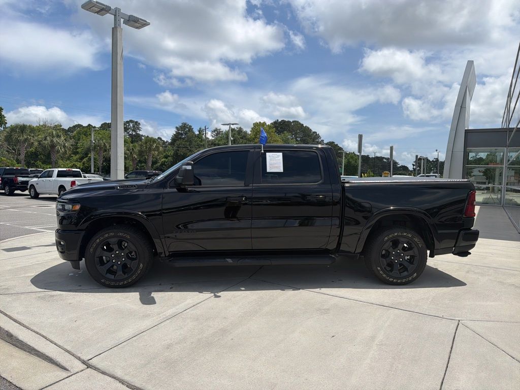 2025 Ram 1500 Big Horn Crew Cab 4x4 5'7" Box