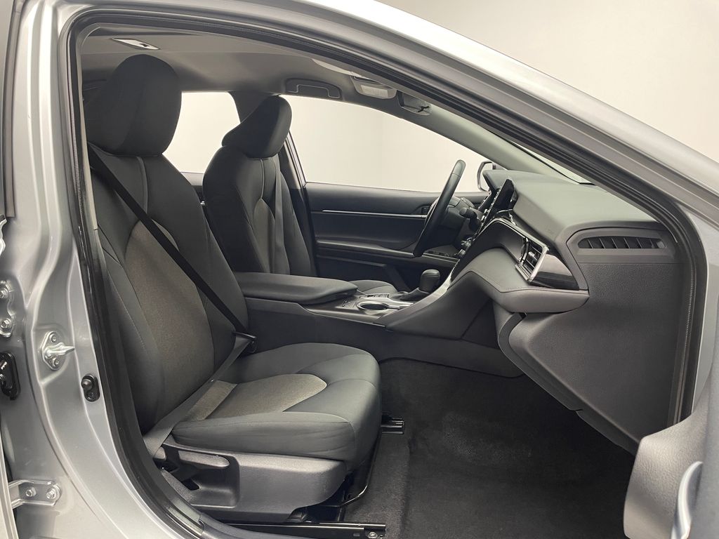 Thumbnail: 2024 Toyota Camry - 18