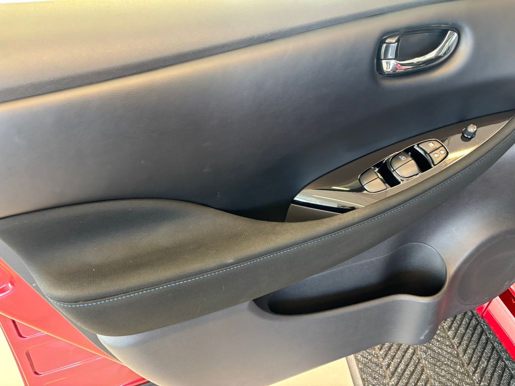 2024 Nissan Leaf SV Plus