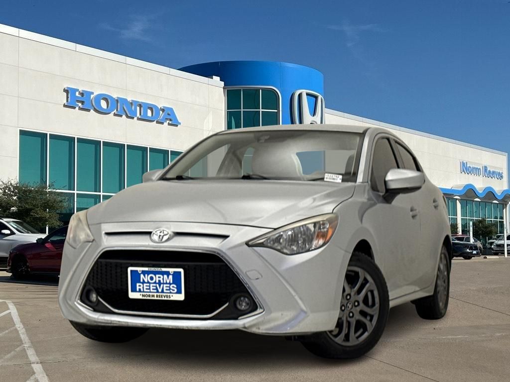 2019 Toyota Yaris LE Sedan FWD