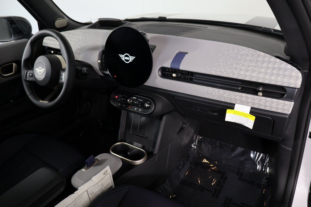 Thumbnail: 2026 MINI Cooper - 4