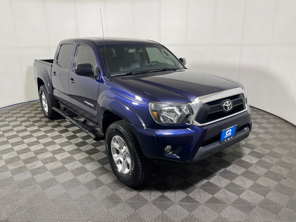 Nautical Blue Metallic 2013 Toyota Tacoma Pickup Truck Four-Wheel Drive 5-Speed Automatic Overdrive