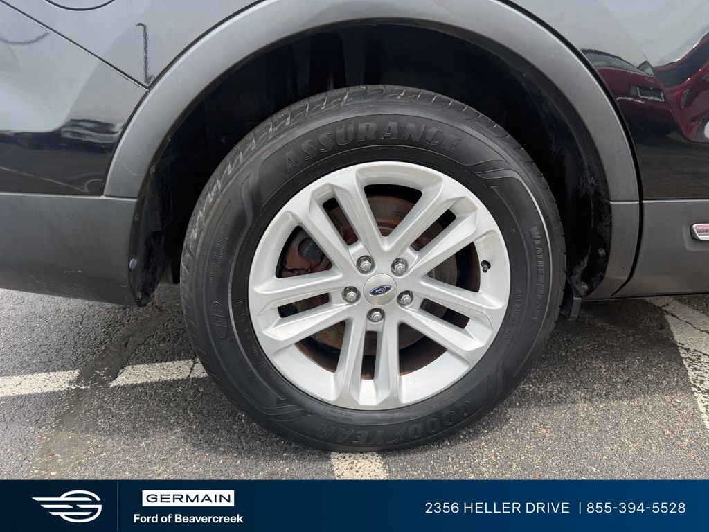 Used 2016 Black Ford XLT image 16