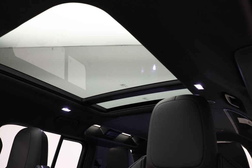 Thumbnail: 2026 Land Rover Defender - 13