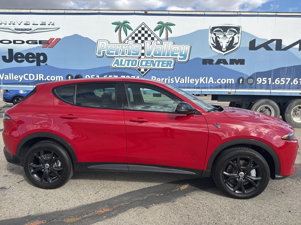 Used 2024 Dodge Hornet R/T with VIN ZACPDFCW4R3A14388 for sale in Perris, CA