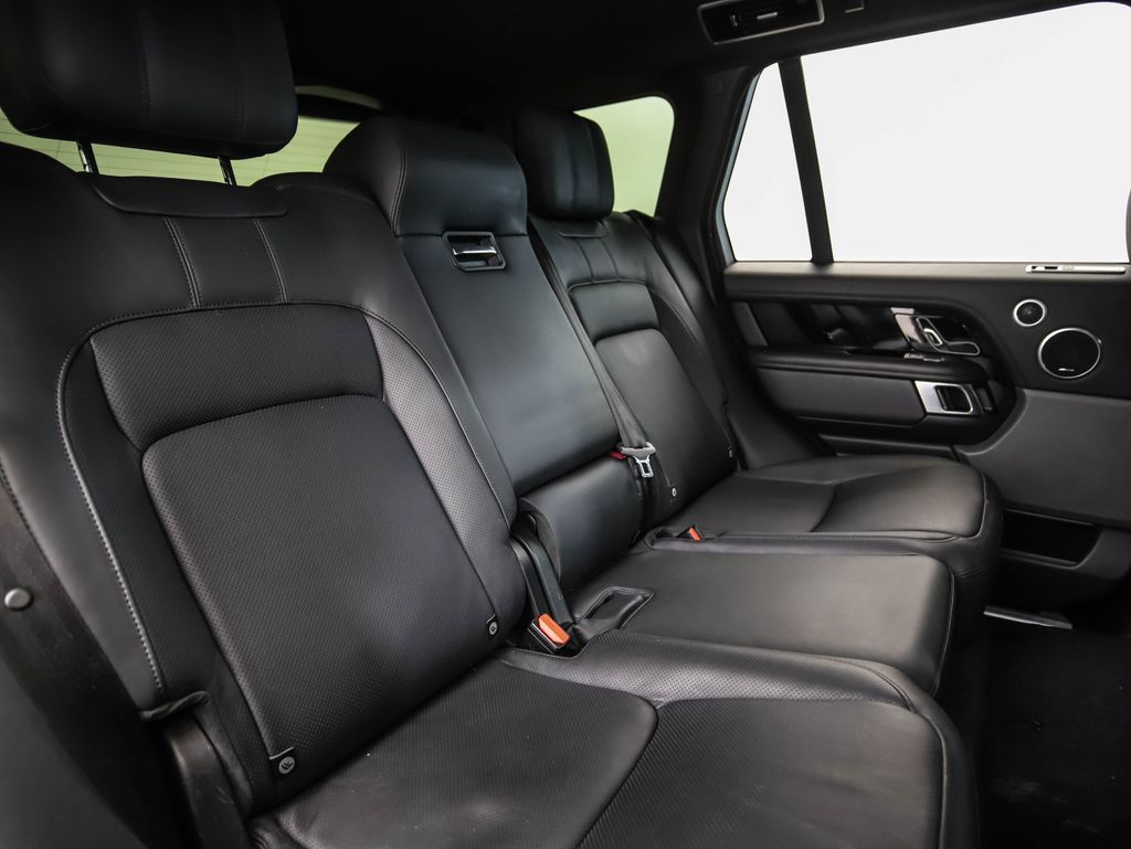 Thumbnail: 2019 Land Rover Range Rover - 25