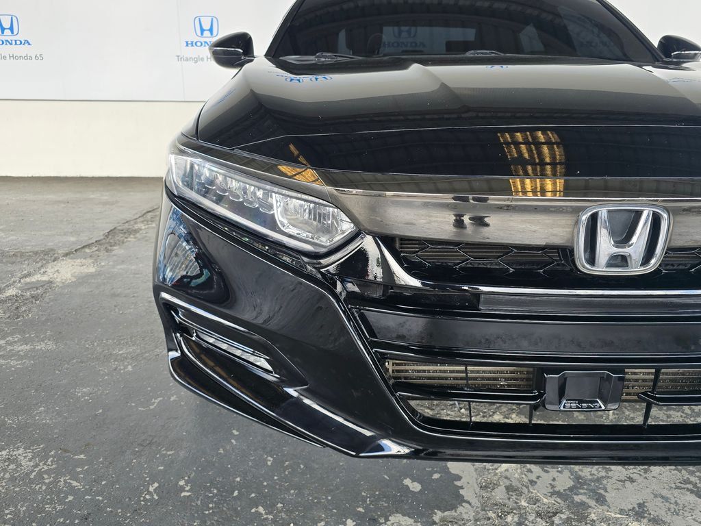 Thumbnail: 2018 Honda Accord - 32