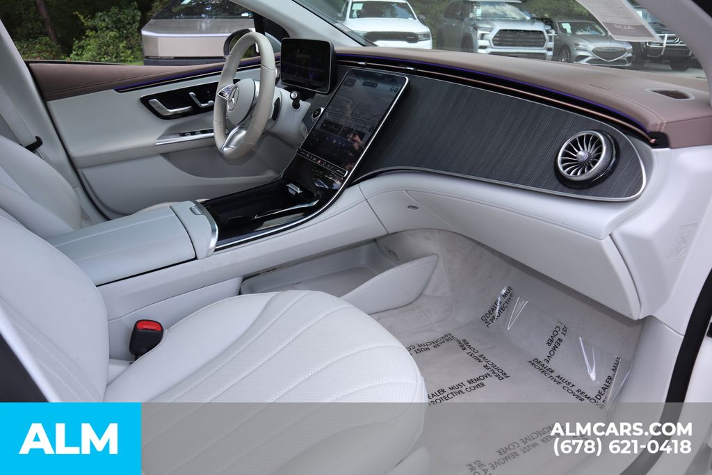 Used 2025 White Mercedes-Benz 350+ Sedan image 25