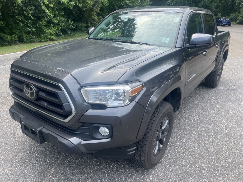 2022 Toyota Tacoma SR5 25