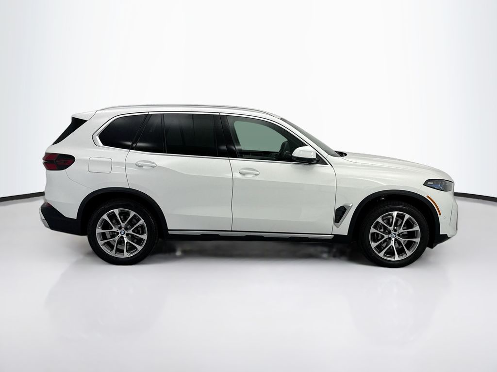 Thumbnail: 2026 BMW X5 - 4