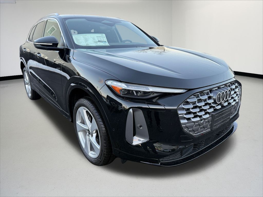 Thumbnail: 2025 Audi Q5 - 7