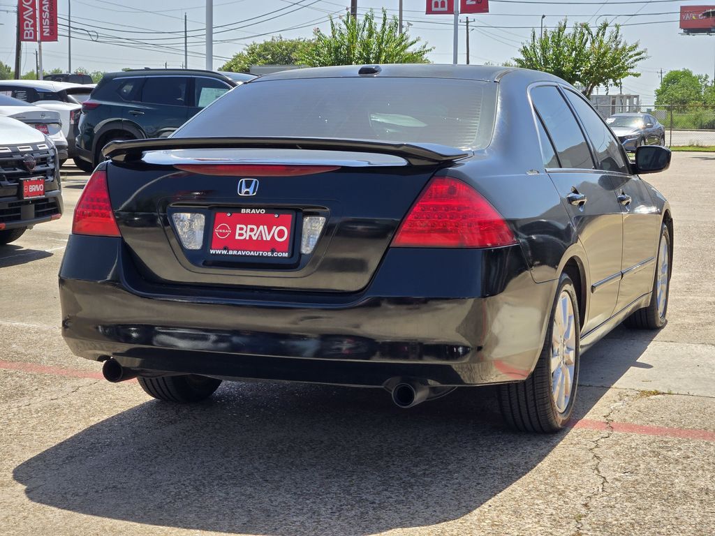 2007 Honda Accord EX-L  at Ultimate Motorsports