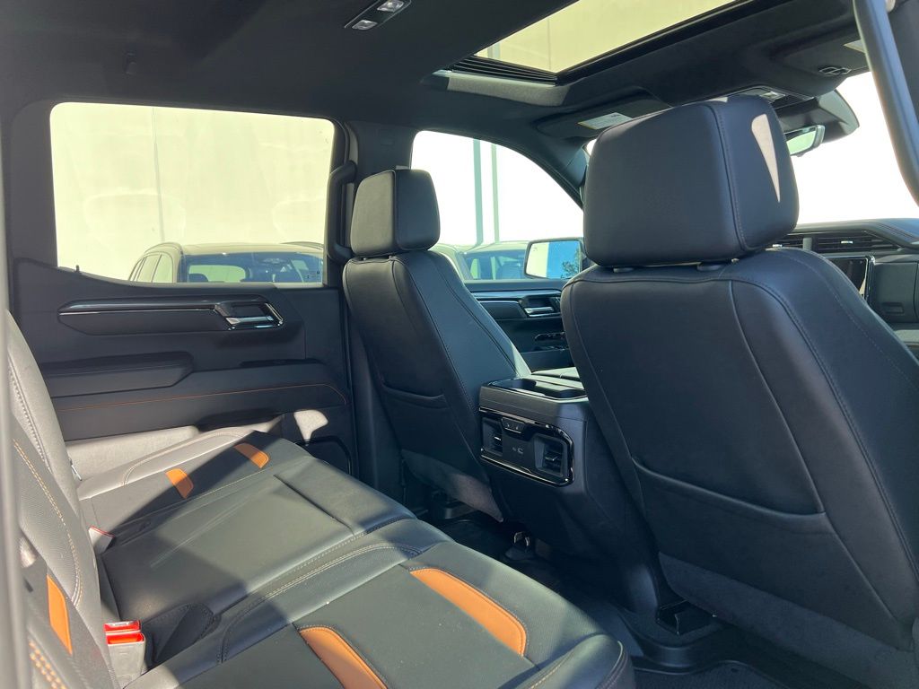 Thumbnail: 2024 GMC Sierra 1500 - 18