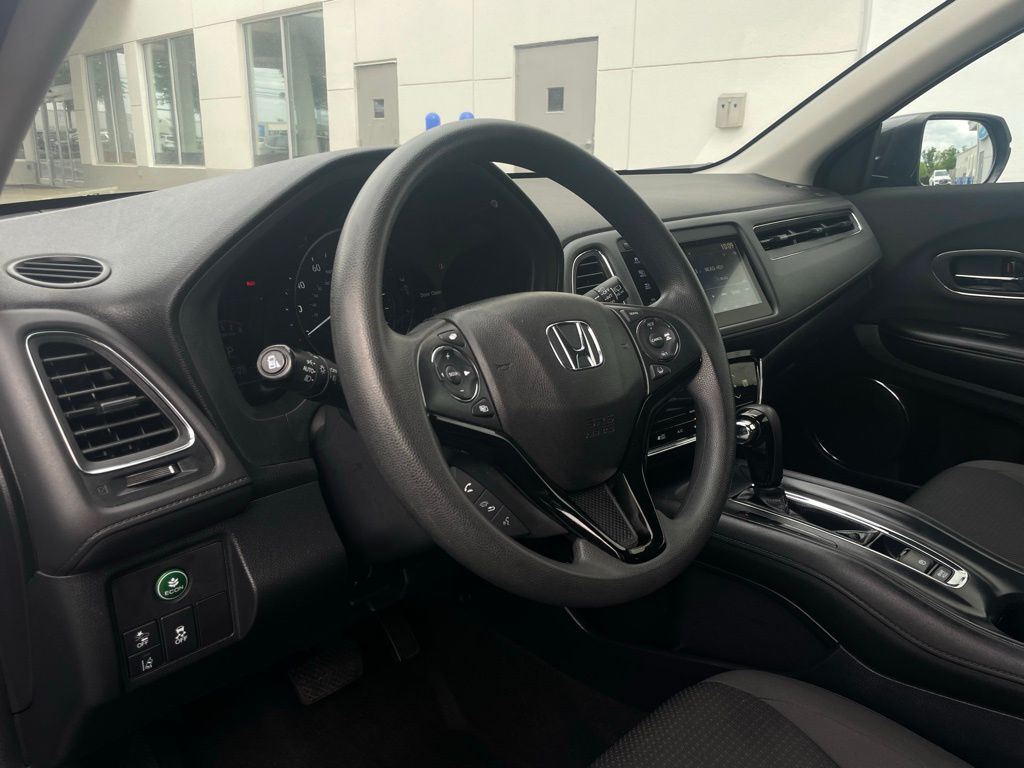2022 Honda HR-V EX 24