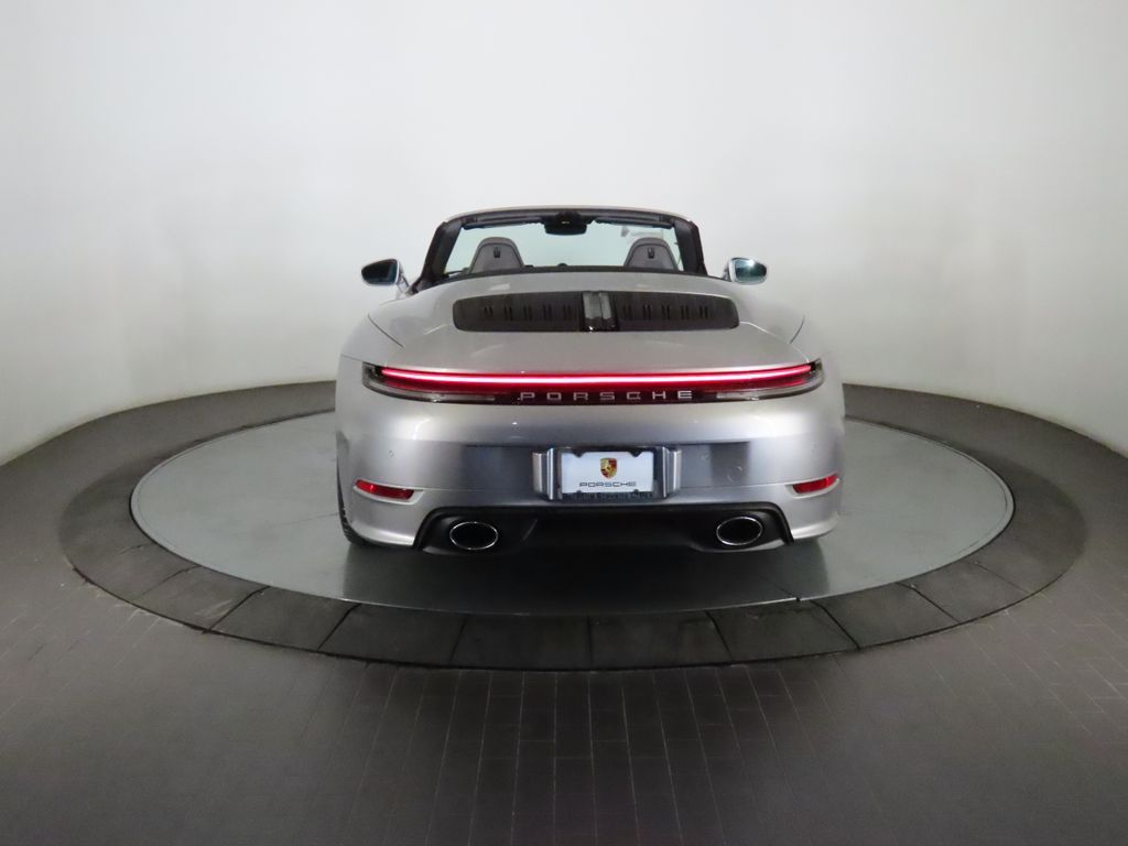 Thumbnail: 2026 Porsche 911 - 14