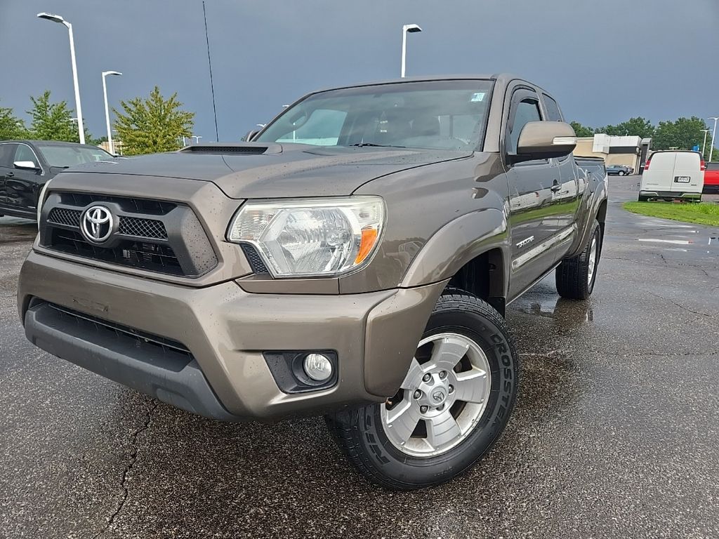 Pyrite Mica 2013 Toyota Tacoma Pickup Truck Four-Wheel Drive 6-Speed Manual Overdrive