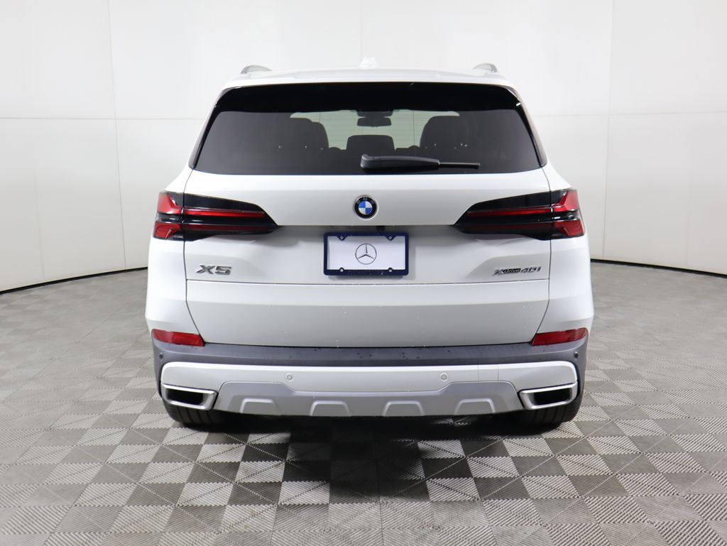 Thumbnail: 2024 BMW X5 - 6