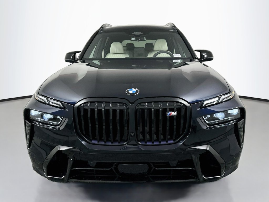 Thumbnail: 2027 BMW X7 - 2