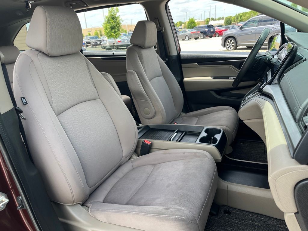 Thumbnail: 2021 Honda Odyssey - 28