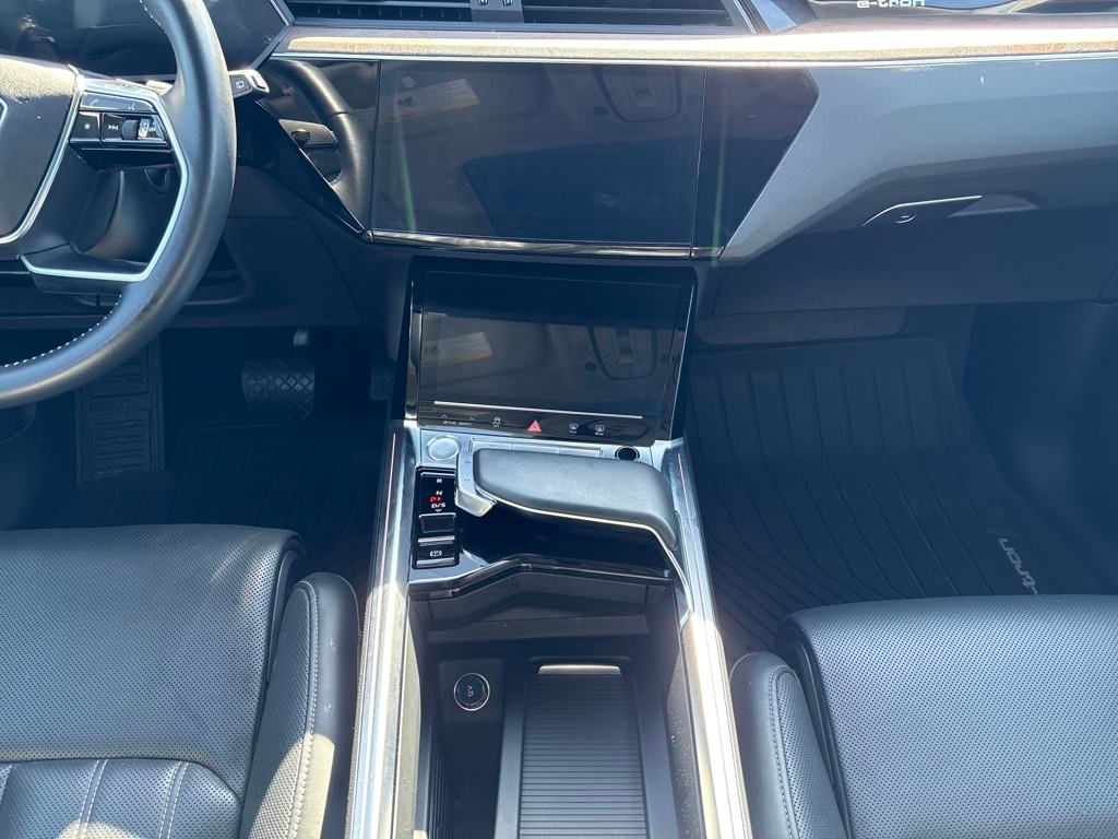 2019 Galaxy Blue Metallic Audi e-tron Prestige AWD SUV