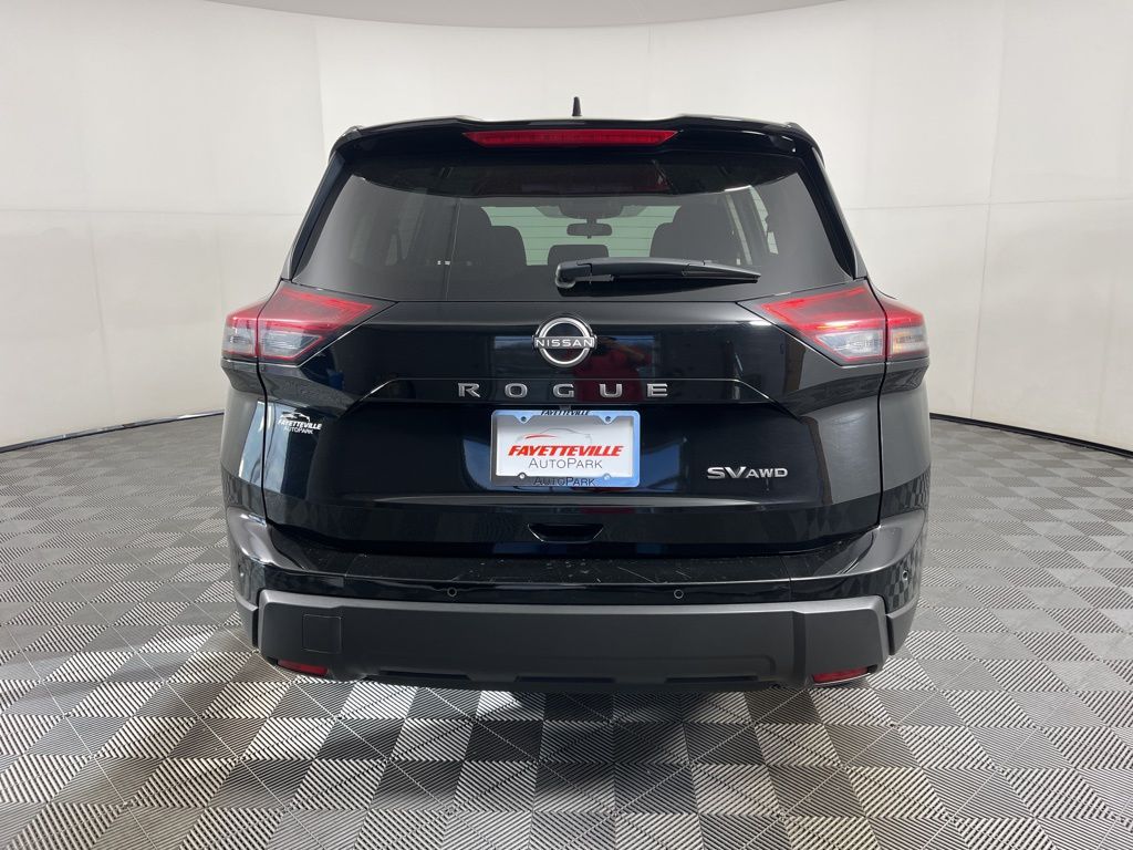 Thumbnail: 2024 Nissan Rogue - 10