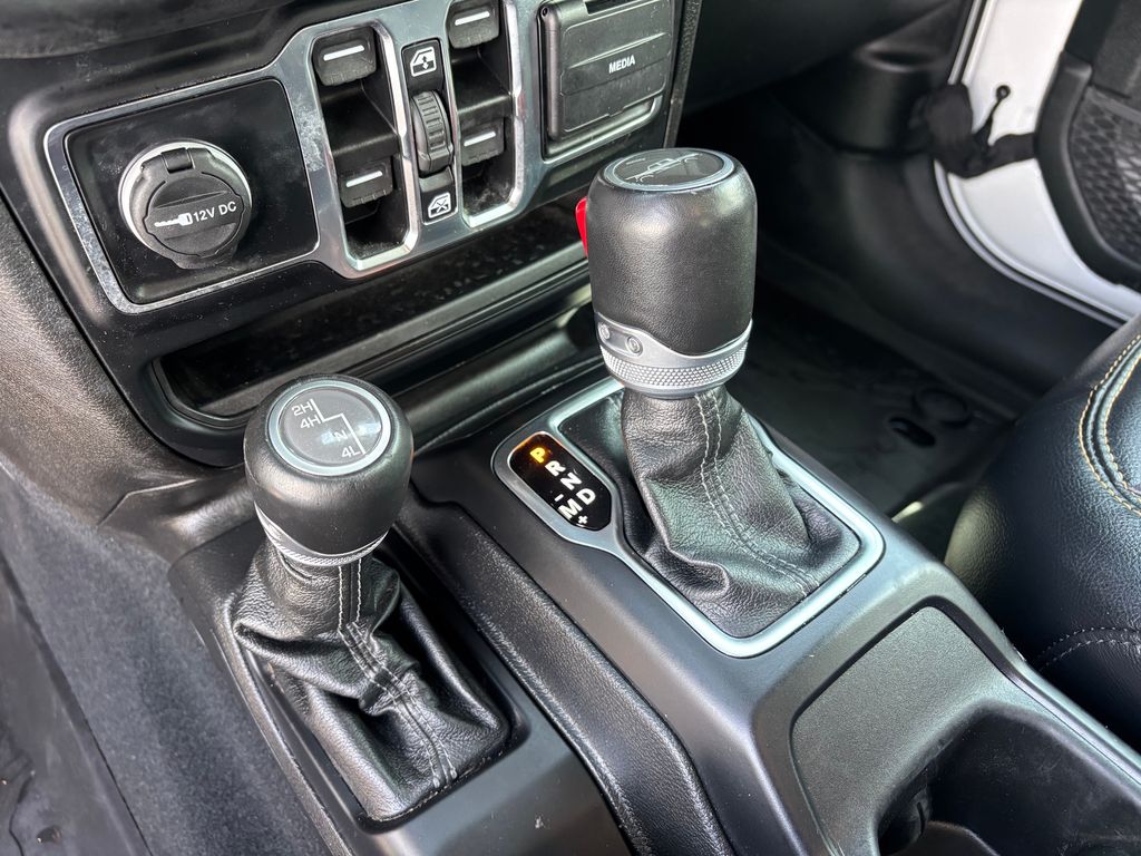 Used Car 2024 Jeep Gladiator  Texas Trail For Sale Under $40,000 In Austin, Texas