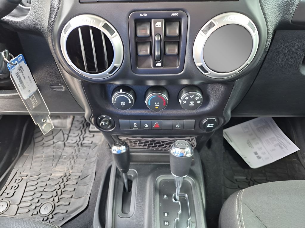 Used Car 2016 Jeep Wrangler  Unlimited Rubicon For Sale Under $30,000 In Austin, Texas