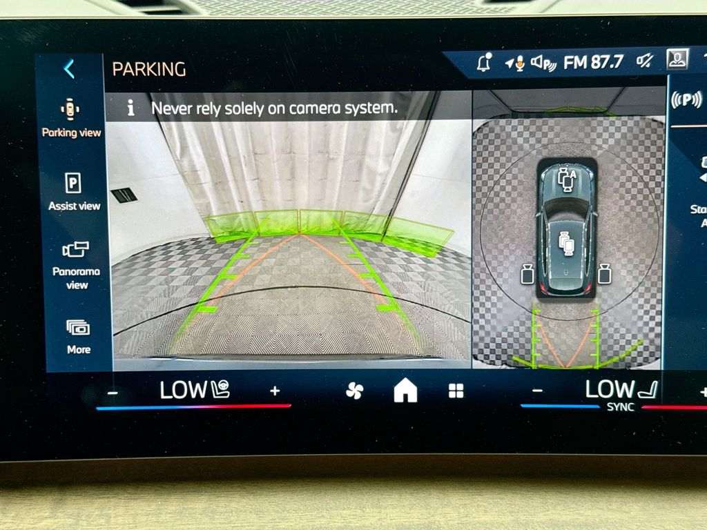 Thumbnail: 2026 BMW X1 - 15