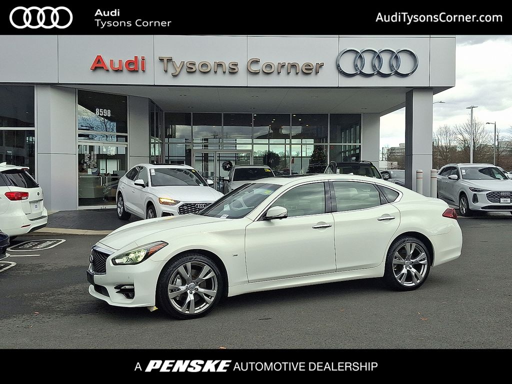 Thumbnail: 2015 INFINITI Q70 - 1