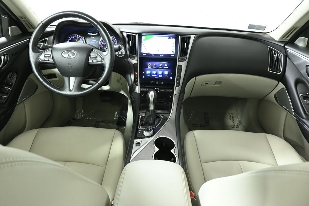2017 INFINITI Q50 Premium 4