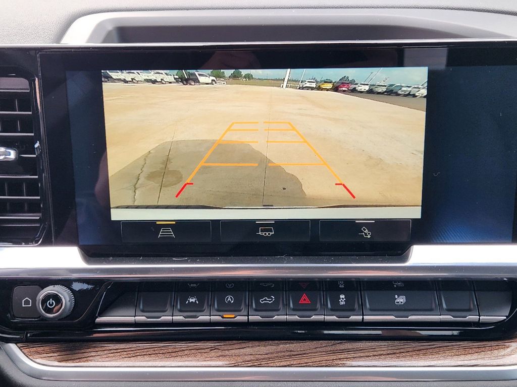 2025 Chevrolet Silverado 1500 LT 13