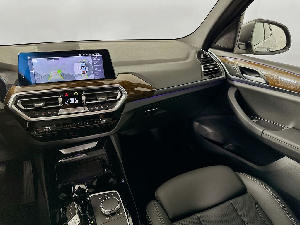 Thumbnail: 2024 BMW X3 - 24