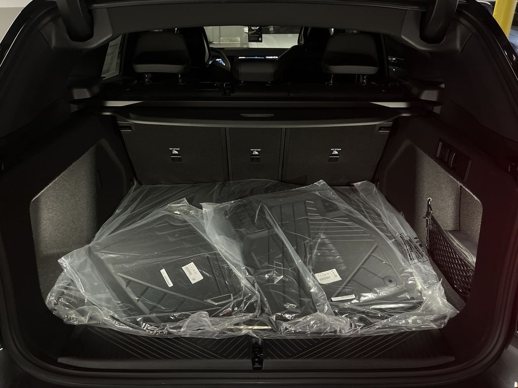 Thumbnail: 2025 BMW X3 - 24