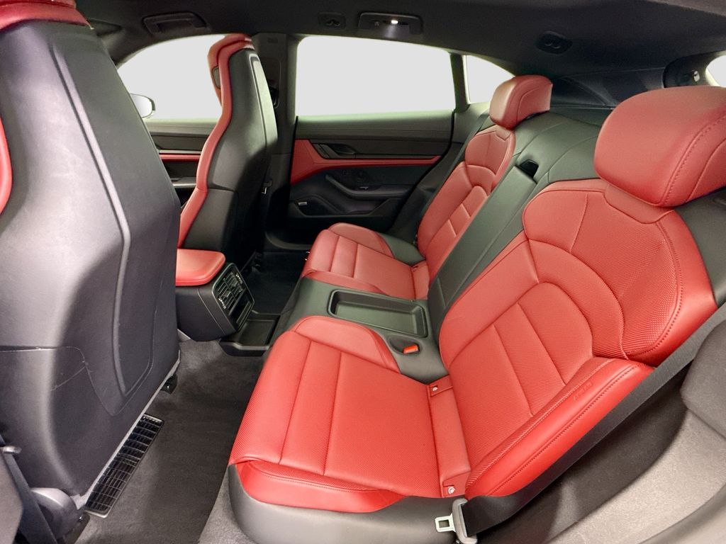 Thumbnail: 2022 Porsche Taycan - 18