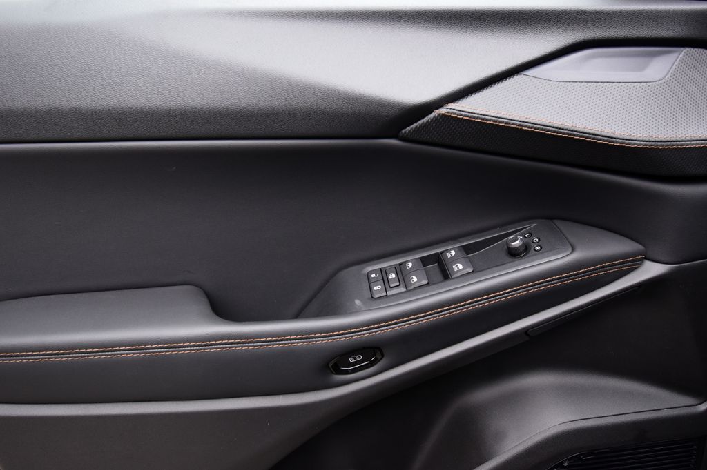 new 2026 Jeep Cherokee car, priced at $38,189