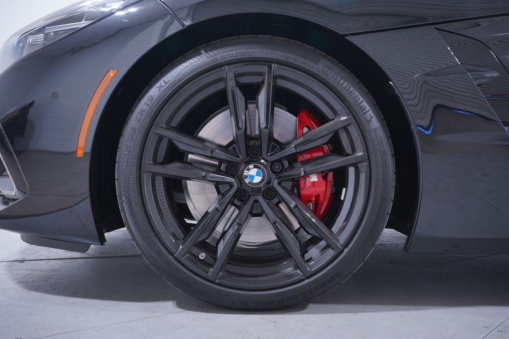 Used 2025 BMW Z4 Base with VIN WBAHF9C03SWY39154 for sale in Austin, TX