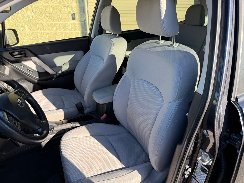 Thumbnail: 2016 Subaru Forester - 8