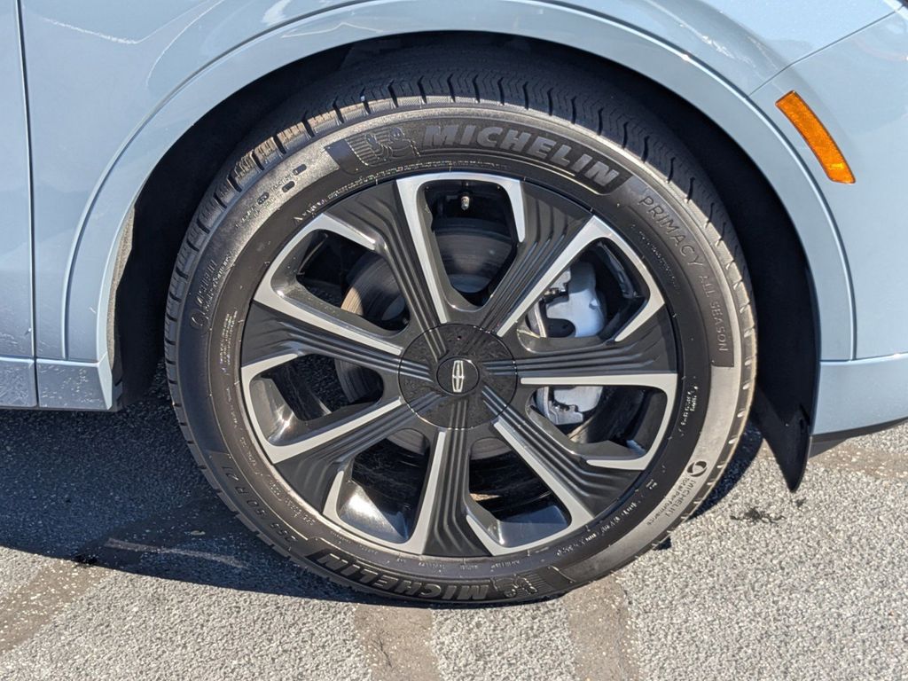 2025 Lincoln Nautilus Reserve