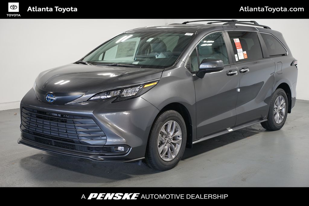 Thumbnail: 2025 Toyota Sienna - 1