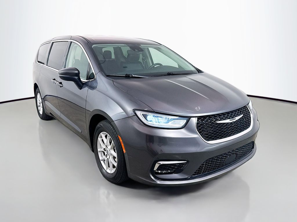 Gray (Granite Crystal Metallic Clearcoat) 2023 Chrysler Pacifica Minivan Front-Wheel Drive 9-Speed Automatic