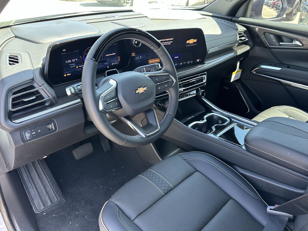 new 2026 Chevrolet Traverse car, priced at $53,495