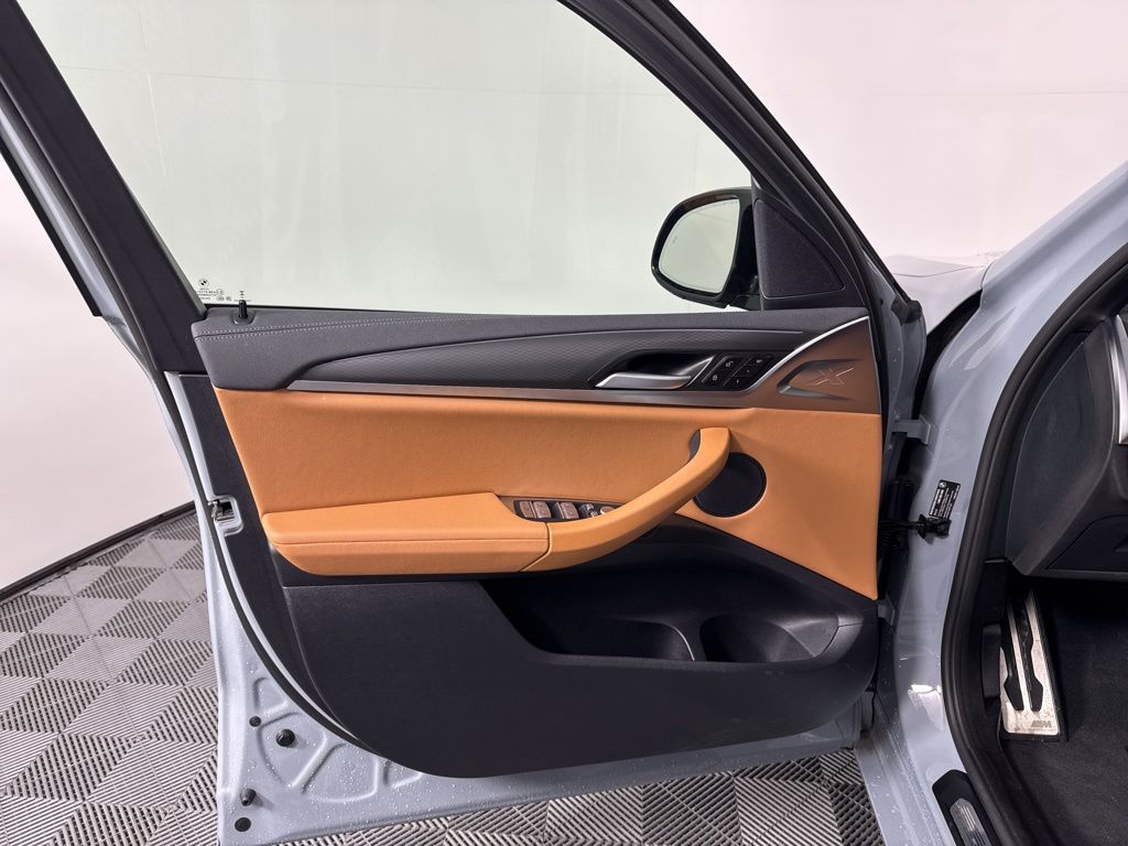 2024 BMW X3 M40i 9